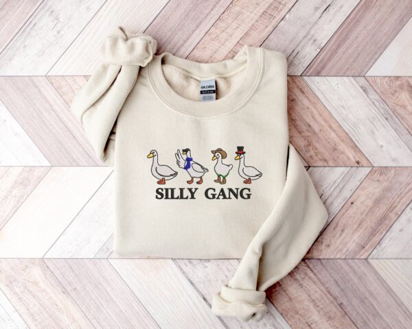 Embroidered Silly Gang Sweatshirts, Goose Bumps Embroidery Crewneck, Funny Sweatshirts, Unisex Goose Embroidered, Animal Crewneck