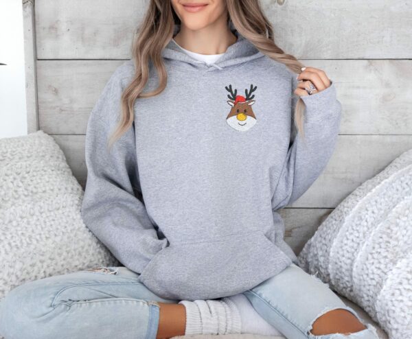 Embroidered Reindeer Hoodie Cozy And Festive Winter Style For Christmas Gift And Holiday Season Xmas Embroidery Hooded Sweatshirt Minimalist